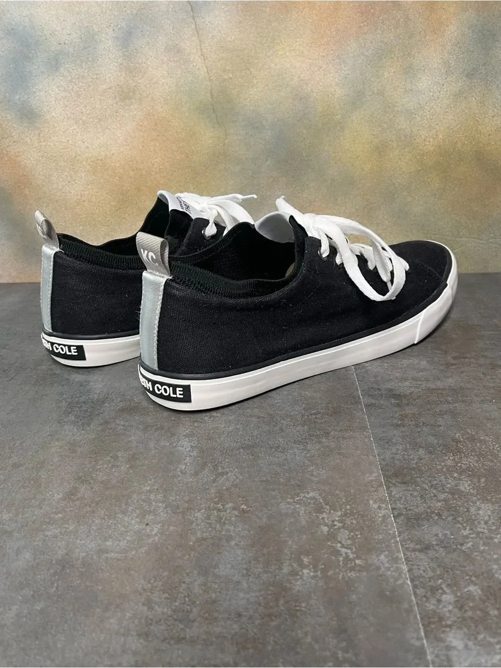 Kenneth Cole The Run Black Canvas Men’s Sneakers Size 10 Medium